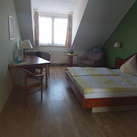 Hotel Elxleben Екстериор снимка