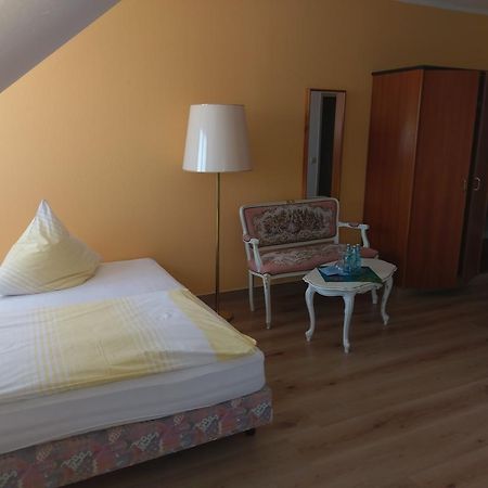 Hotel Elxleben Екстериор снимка